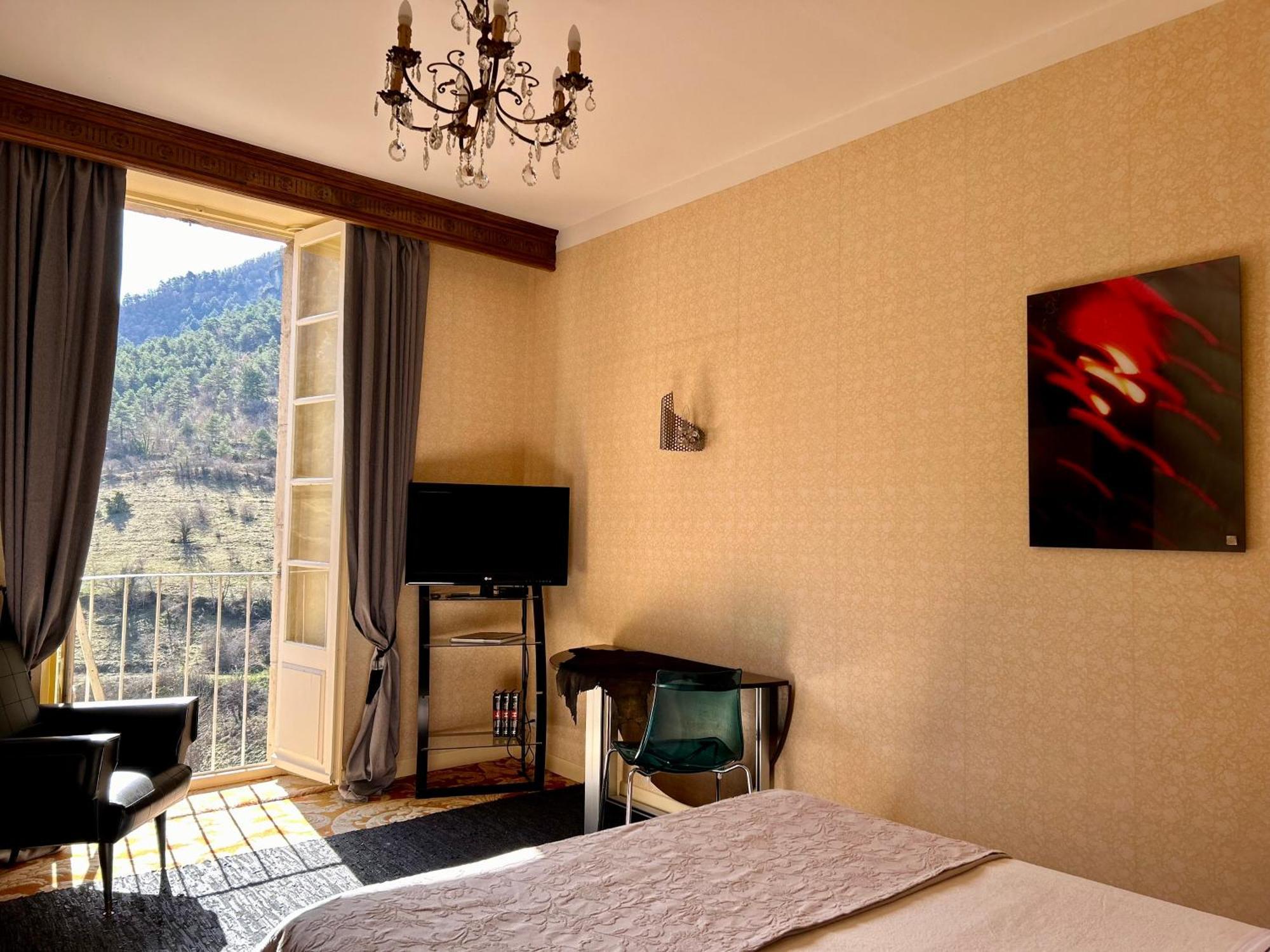Bed and Breakfast Ermitage de Peyreleau Exterior foto
