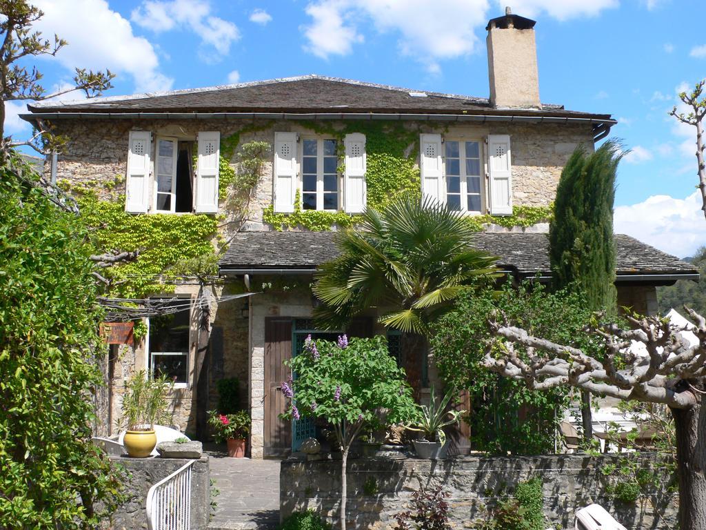 Bed and Breakfast Ermitage de Peyreleau Exterior foto